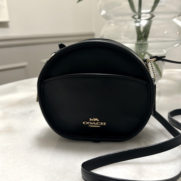 Coach Bags Small Round Coach Bag Poshmark